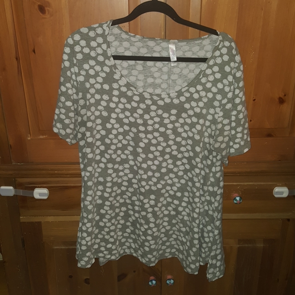 Lularoe perfect tee